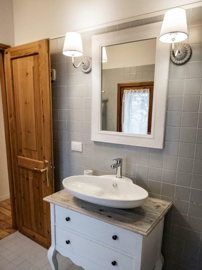 Accademia Al Colle Apartment Bologna Bagian luar foto