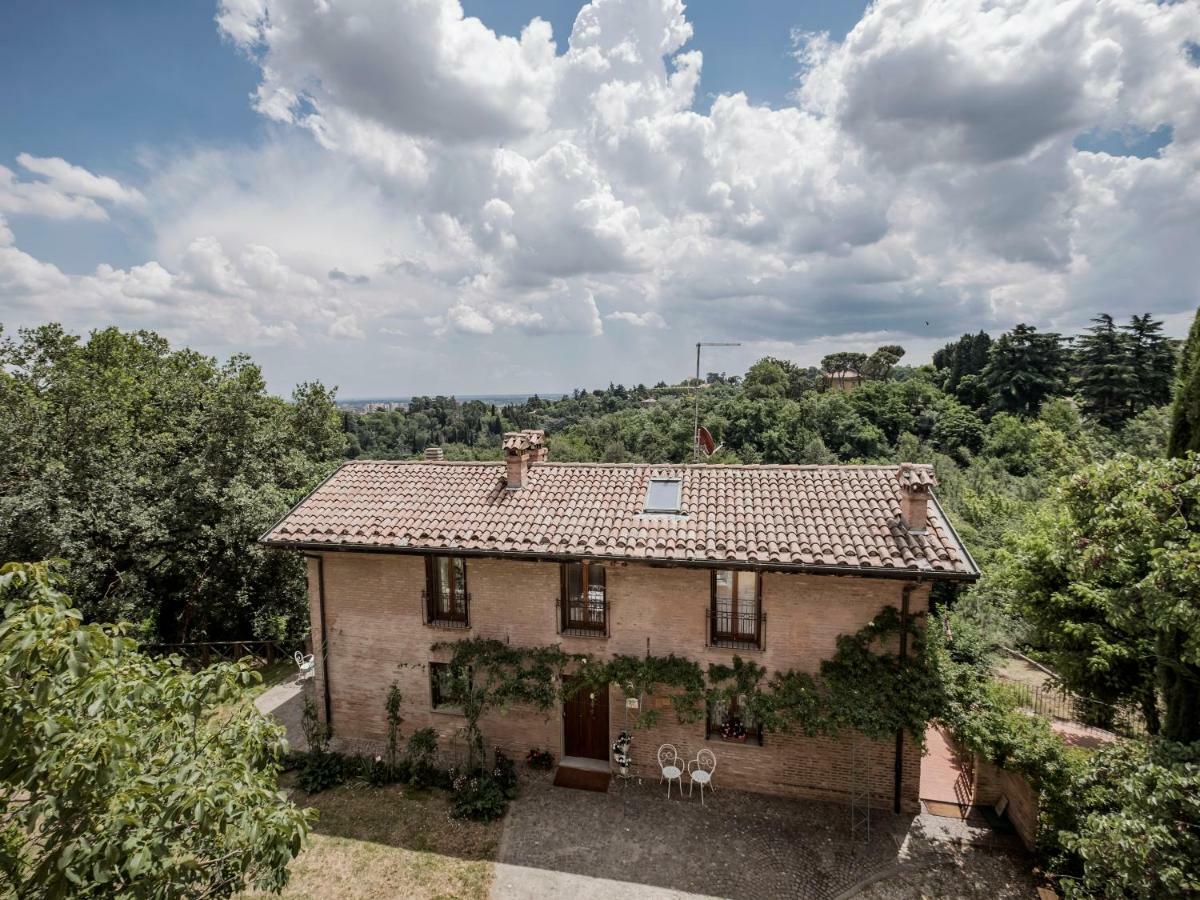 Accademia Al Colle Apartment Bologna Bagian luar foto
