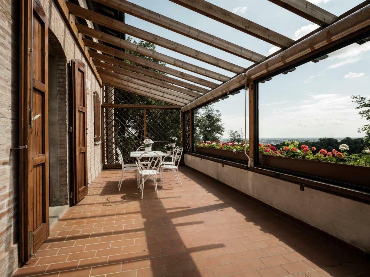 Accademia Al Colle Apartment Bologna Bagian luar foto