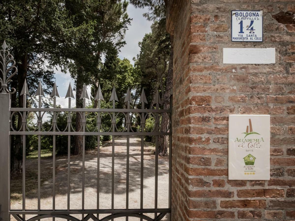 Accademia Al Colle Apartment Bologna Bagian luar foto
