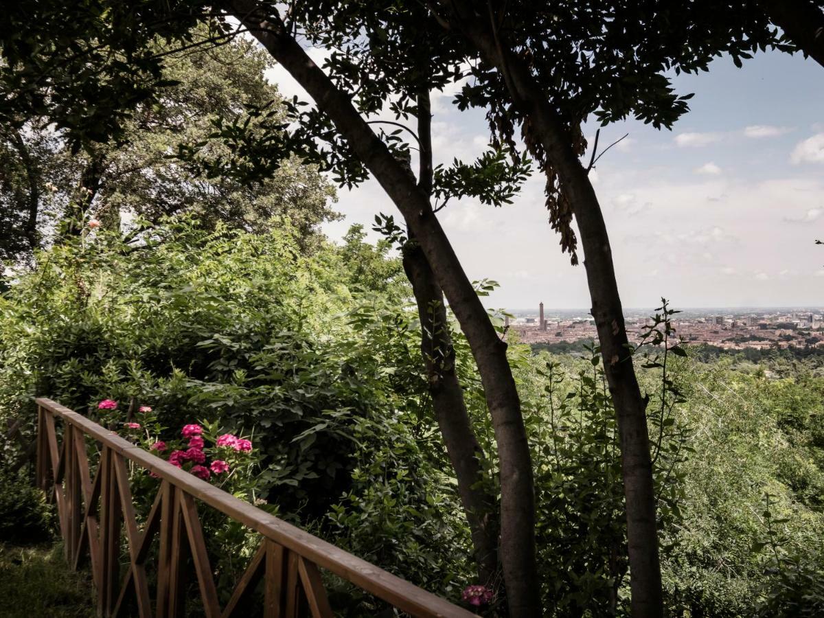 Accademia Al Colle Apartment Bologna Bagian luar foto
