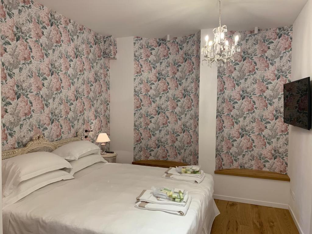Accademia Al Colle Apartment Bologna Bagian luar foto